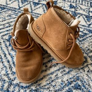 UGG chukka boot